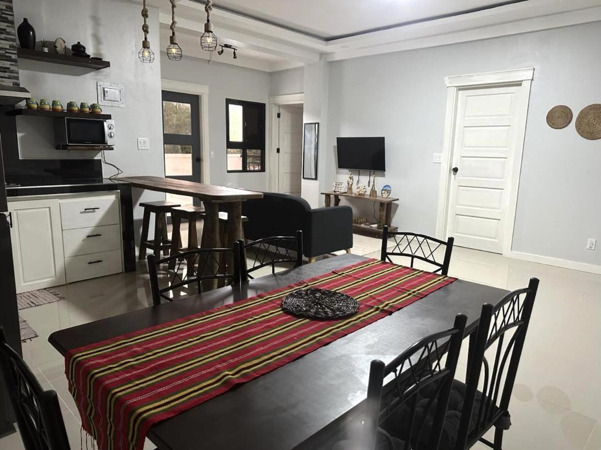 Trail Bedz Homestay Багио Экстерьер фото
