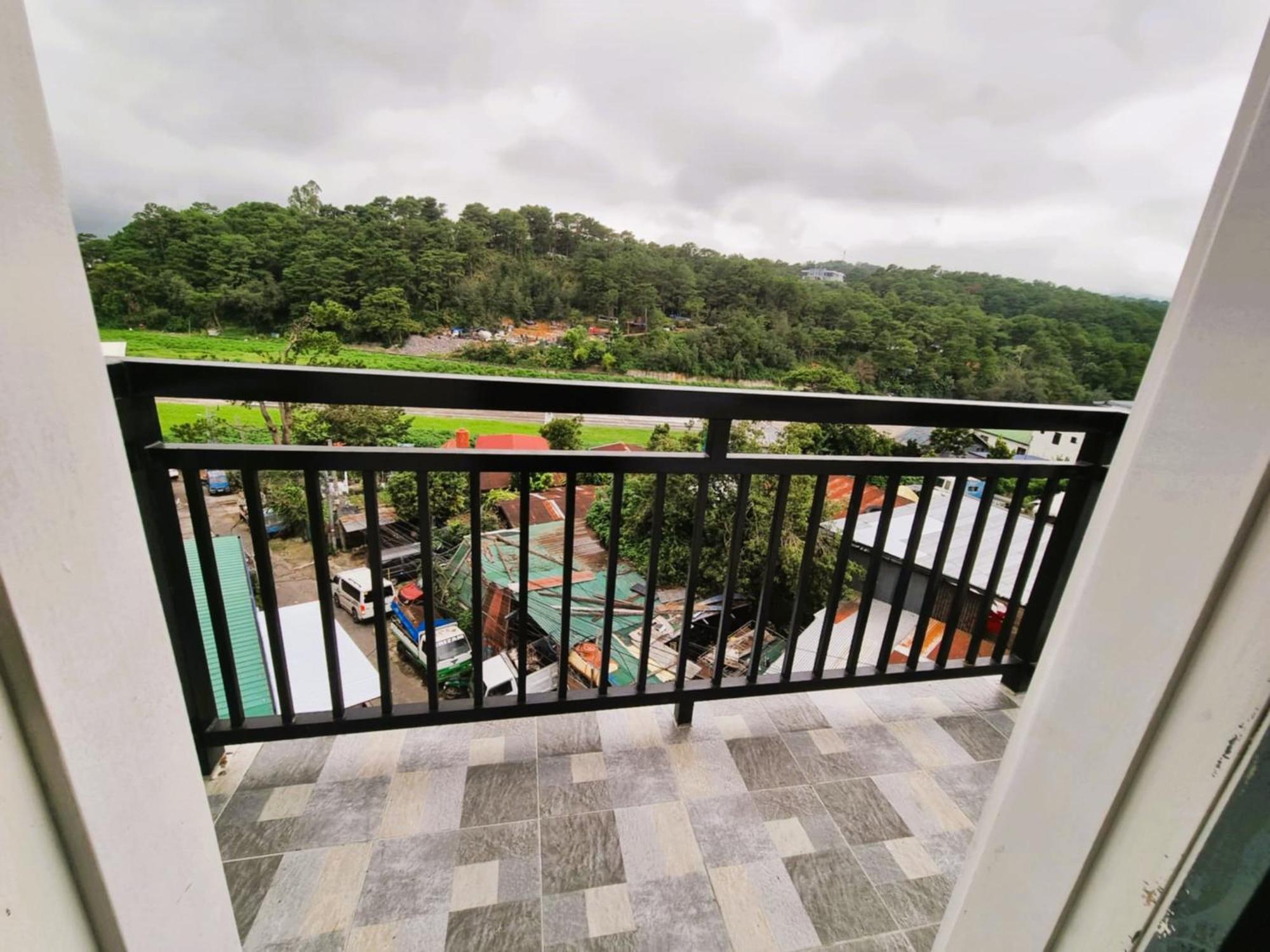 Trail Bedz Homestay Багио Экстерьер фото