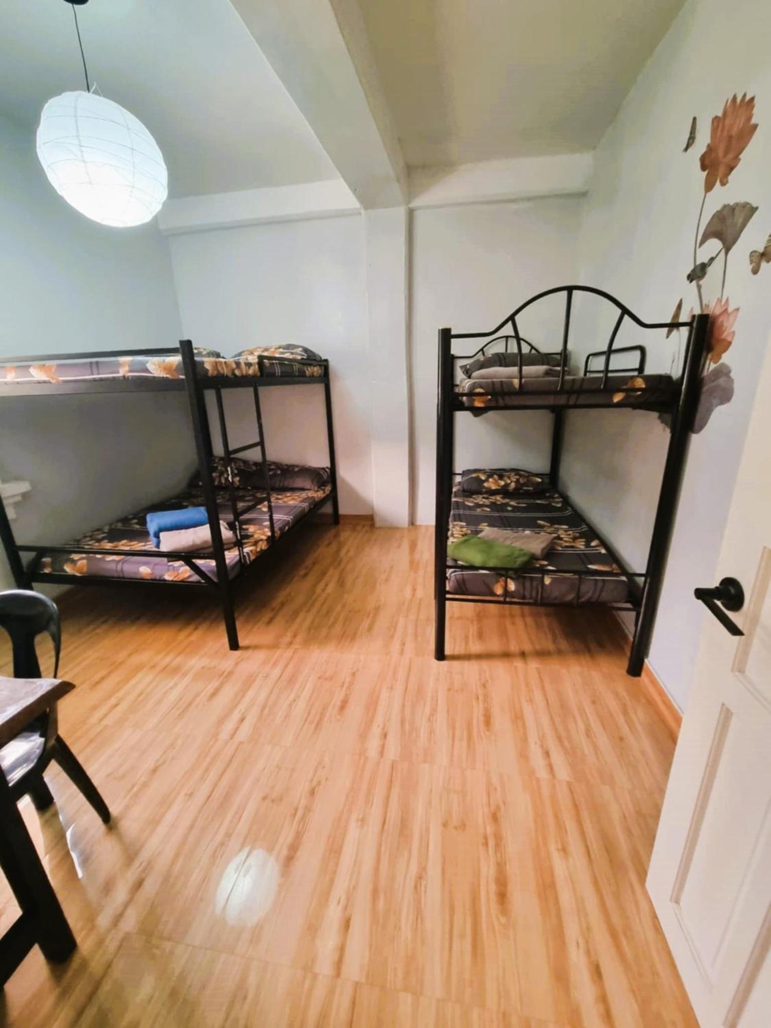 Trail Bedz Homestay Багио Экстерьер фото